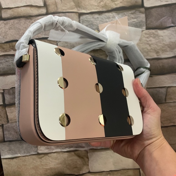 RARE🔥Authentic Kate Spade Italian leather flap Crosby🌹 - Picture 6 of 16